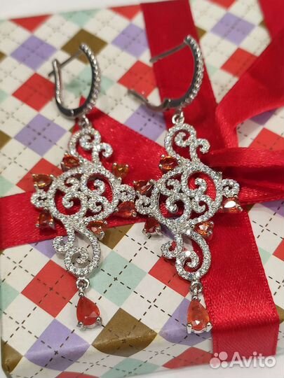 Серьги с природными камнями-сапфирами