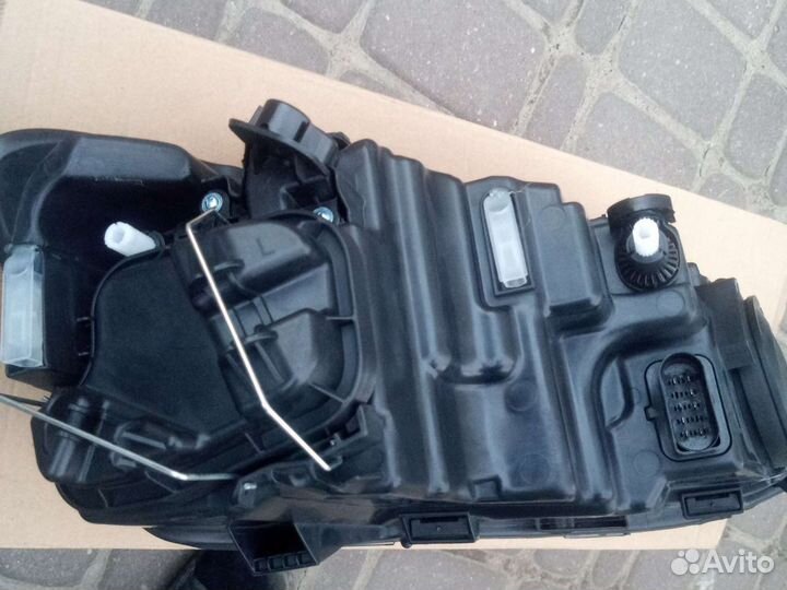 Блок фара Поло Фольксваген VW Polo Sedan 10-15