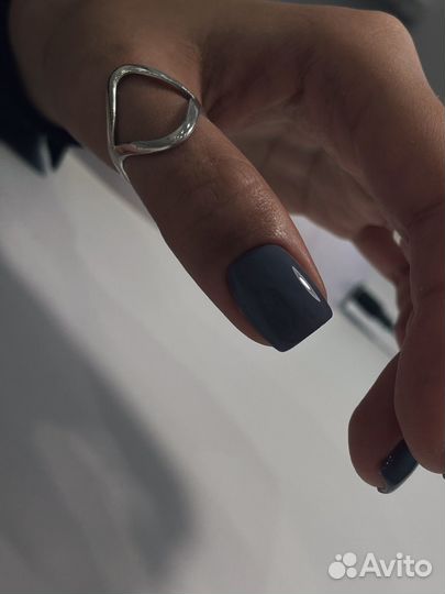 Маникюр, педикюр, гель-лак