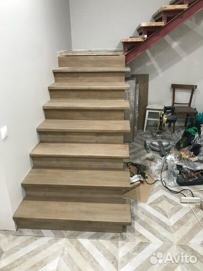 Ступени и подступёнки для лестницы из бука
