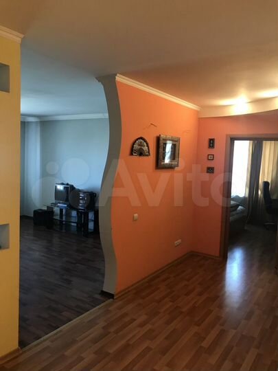 2-к. квартира, 64 м², 11/12 эт.