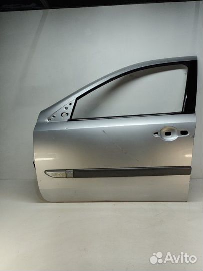 Дверь боковая передняя левая Renault Laguna 2