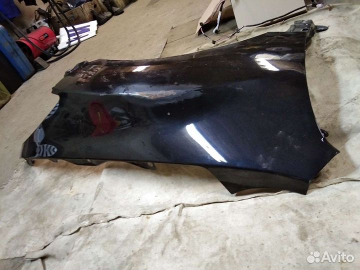 Крыло правое переднее на Мазду 6