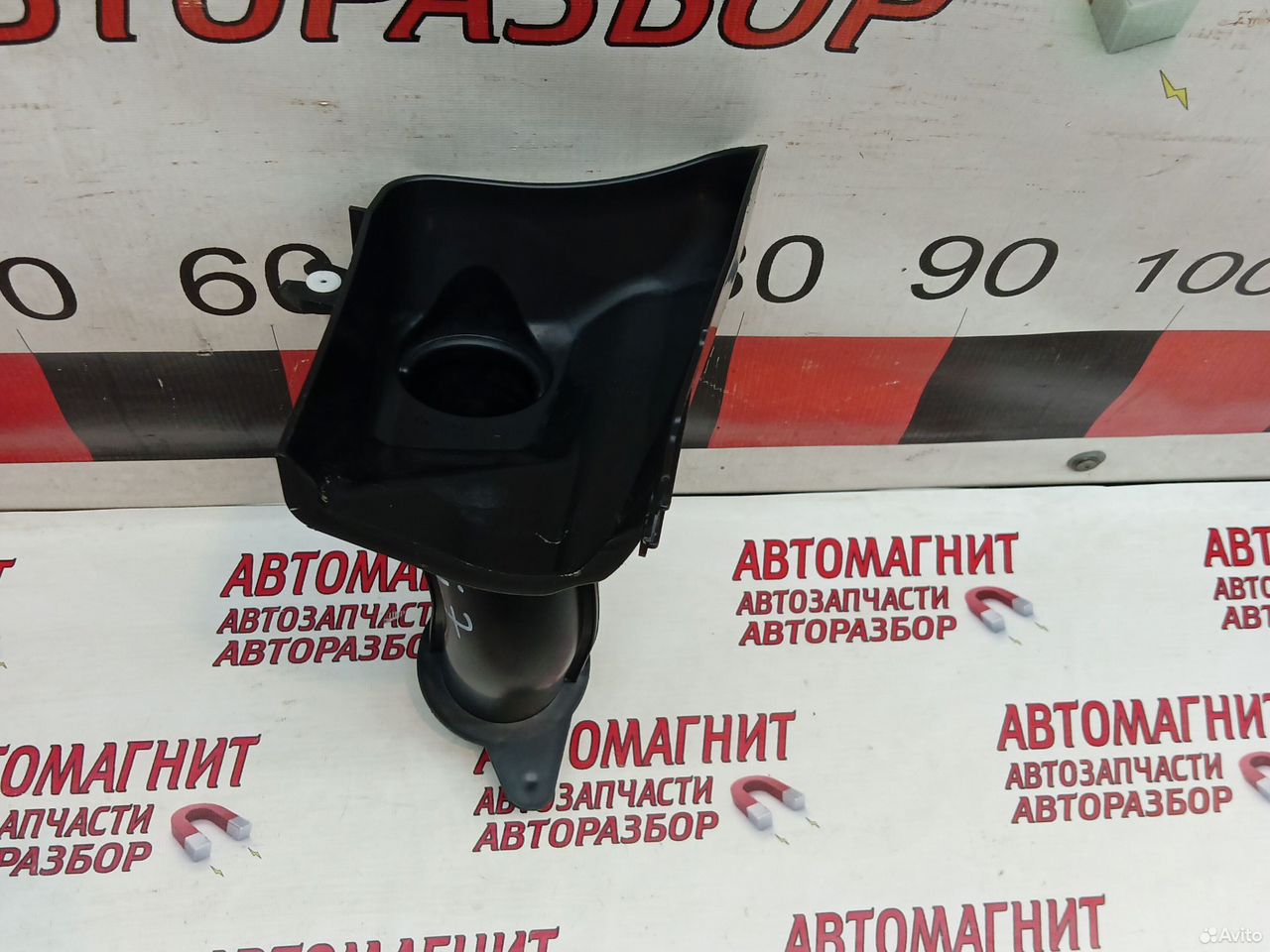 Водосток передний правый Lixiang L7