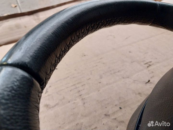 Руль спорт бмв е82 е88 е90 е92