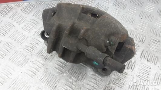 Суппорт тормозной передний правый volvo S60 1 (KBE