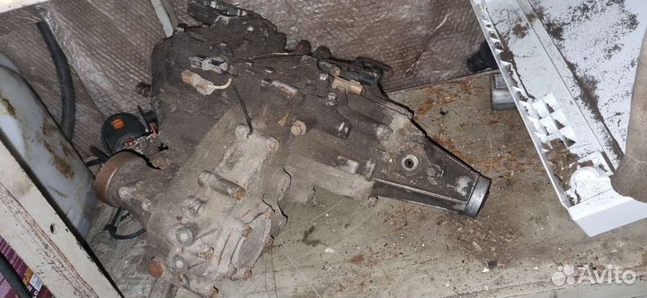 Коробка раздаточная pajero II super select 4D56