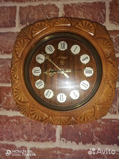 Часы настенные СССР Ручная резьба