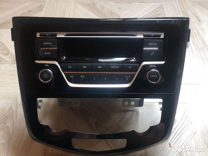 Автомагнитола для Nissan Qashqai и X-trail (штатна