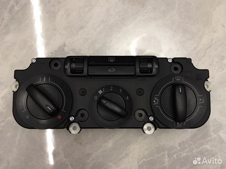 Блок управления печки Golf 6