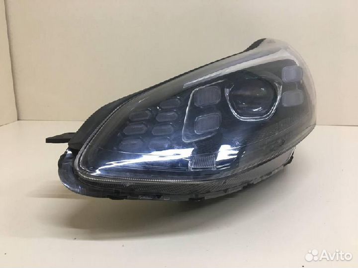 Фара левая Kia Sportage