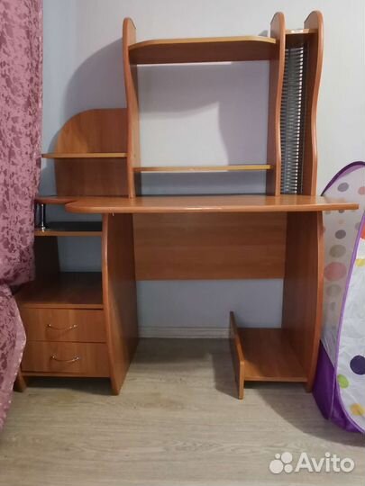 Компьютерный стол