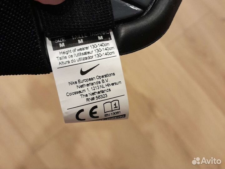 Щитки футбольные детские nike