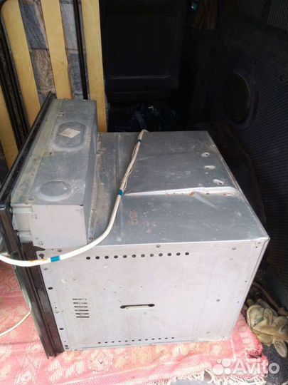 Продам электро духовку встраиваемую горение