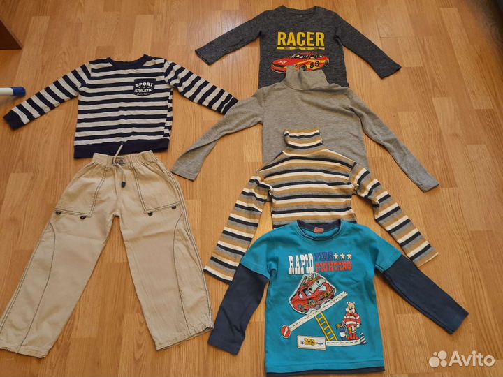 Вещи и обувь пакетом на мальчика р. 104