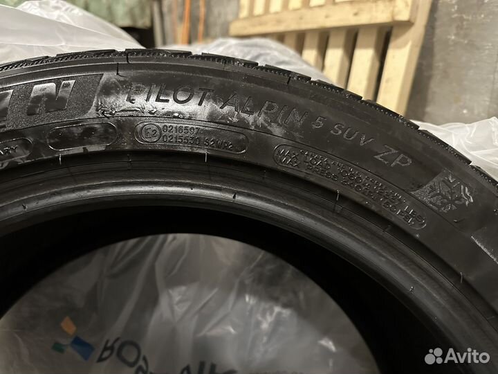 Michelin Pilot Alpin 5 SUV 275/45 R20