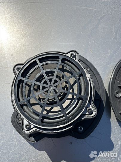 Peugeot 308 динамики задних дверей