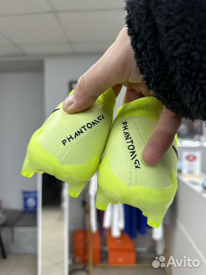 Новые бутсы на круглых шипах nike phantom gx 2