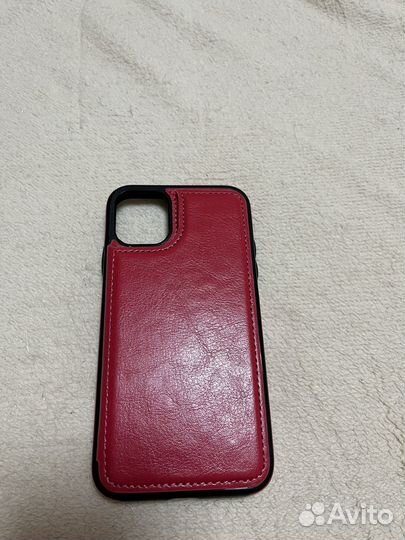 Чехол на iPhone 11 с карманами для карт