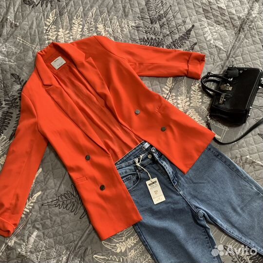 Джинсы женские прямые