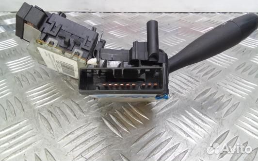 Переключатель поворотов и дворников (стрекоза) hyu