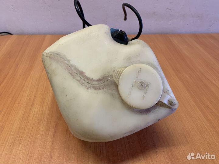 Бачок омывателя стекла Opel Vectra A Calibra A