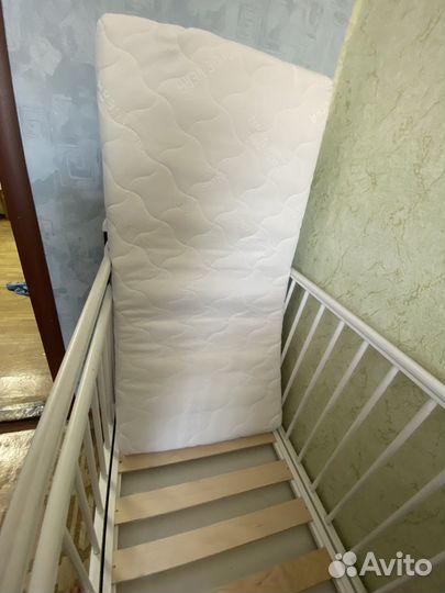 Детская кроватка