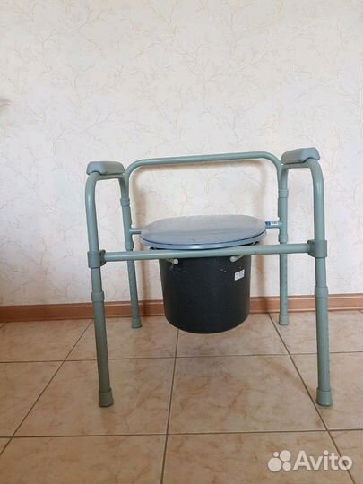 Стул туалетный для инвалидов