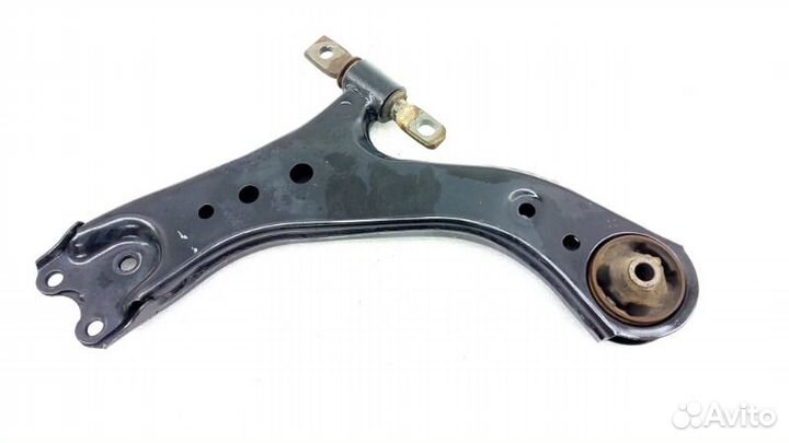 Рычаг передний правый Toyota Camry XV70 M20afks