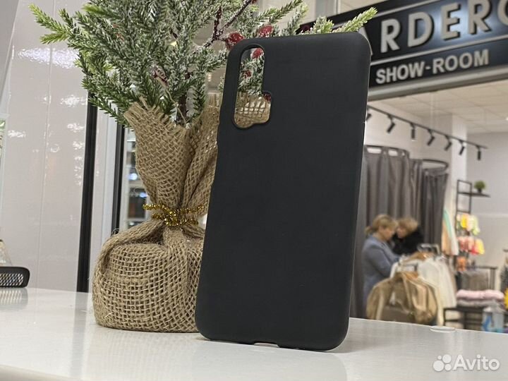 Чехол на Honor 20 Pro