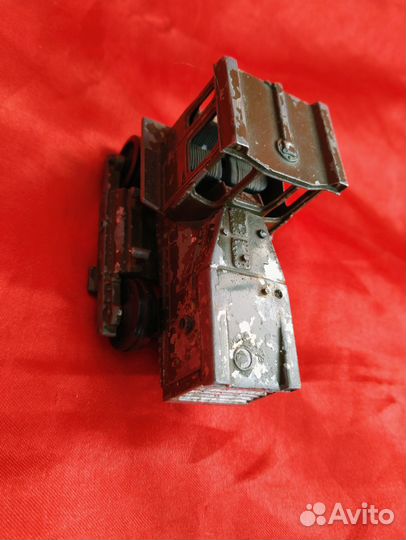 Машинка, модель 1/43, трактор СССР старый редкий