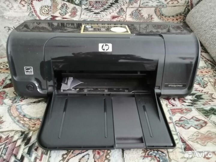 HP Deskjet D1660 Цветной струйный принтер