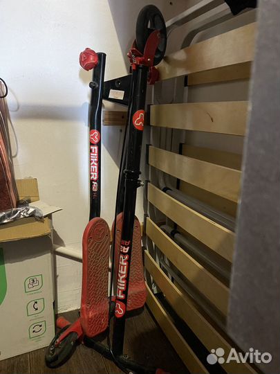 Самокат трехколесный