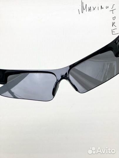 Спортивные очки зеркально-чёрные солнцезащитные