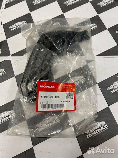 Кронштейн правый Перед. бампера Honda Odyssey RB3