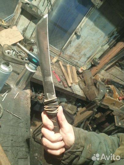 Изголовье ножей на заказ