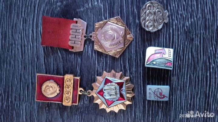 Значки ВЛКСМ, кпсс, СССР, октябрь 1917, революц-ры