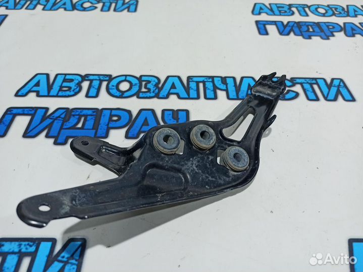 Кронштейн блока ABS Honda Accord 57115T2AA00