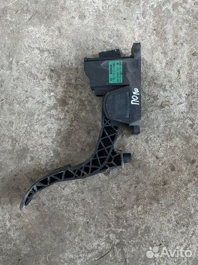 Педаль газа Volkswagen Роlо 1.6 2012