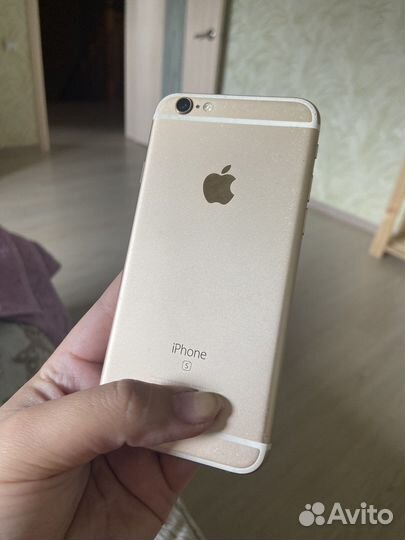 Телефон iPhone 6s