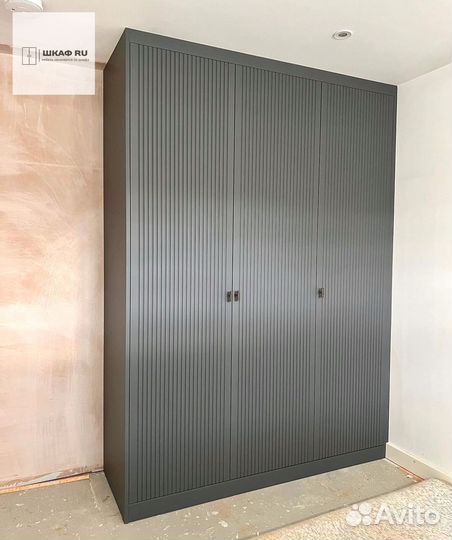 Шкаф встраиваемый