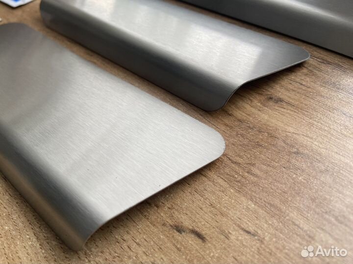 Накладки на пороги Kia Rio