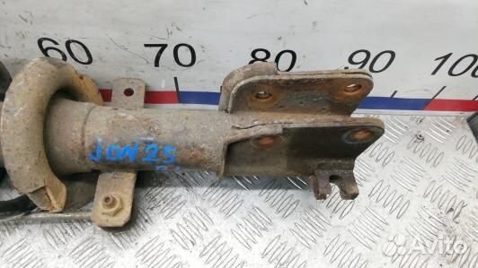 Стойка передняя левая opel vivaro (JDN25K501)