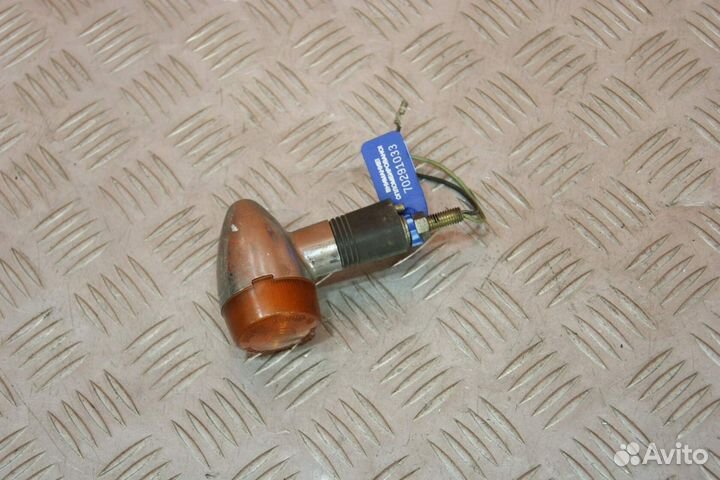 Поворотник задний правый Honda VT250Z, MC08E