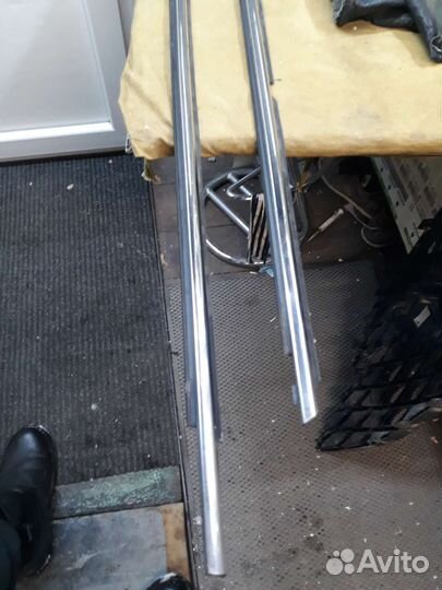 Камри 50 Молдинг стекла двери Левой Camry 11-18