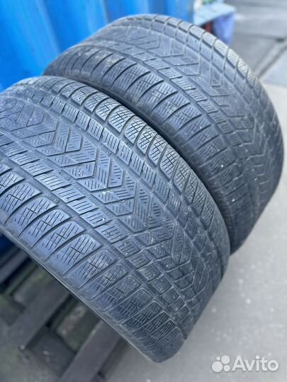 Pirelli Scorpion Winter 325/40 R22 114V