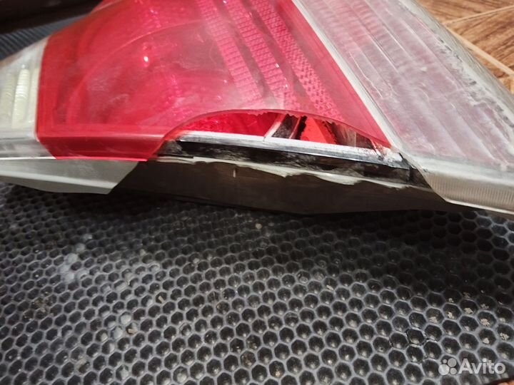 Фонарь задний правый Toyota Camry ACV30