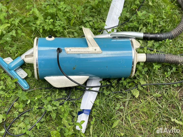 Пылесос Чайка 3