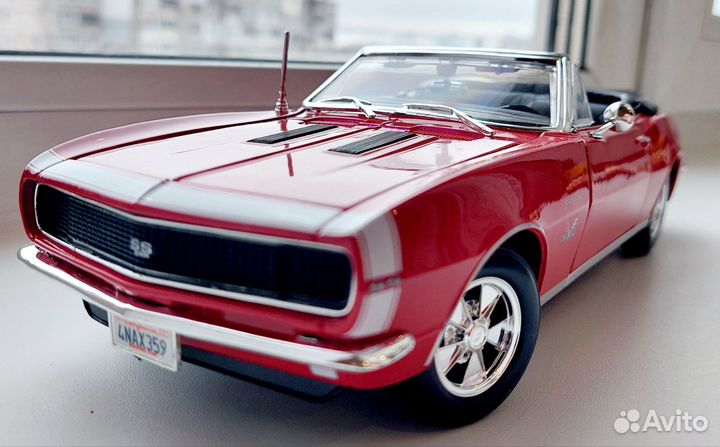 Chevrolet Camaro SS 396 масштаб 1:18 Maisto