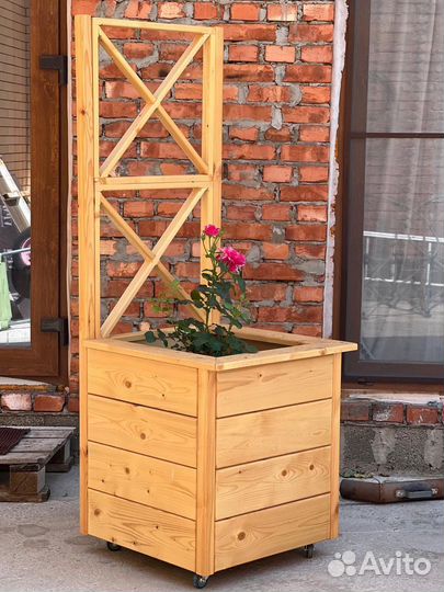 Деревянные уличные ящики (кашпо)